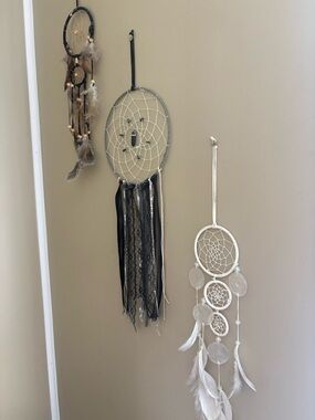 Handcrafted Neutral & Black Dreamcatcher Wall Decor Set